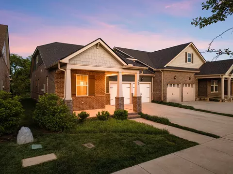 388 Gingerwood Ln, Hendersonville, TN 37075