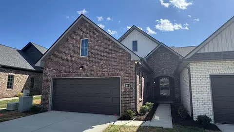 464 W Foxrun, Springfield, TN 37172