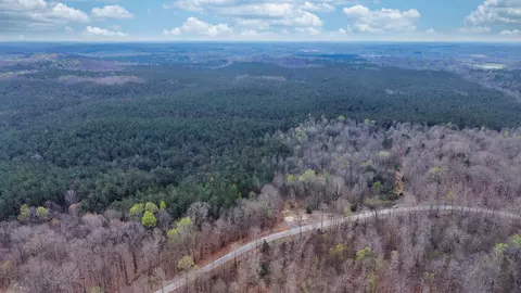 2025 Williams Grove Rd, Camden, TN 38320