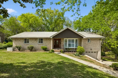 505 Foothill Dr, Nashville, TN 37217