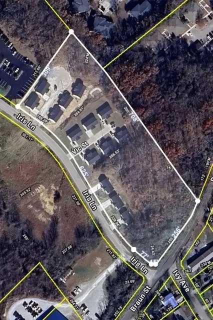 225 Iris Ln, Crossville, TN 38555