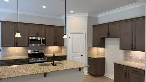 8663 Turnbull Dr, Pleasant View, TN 37146