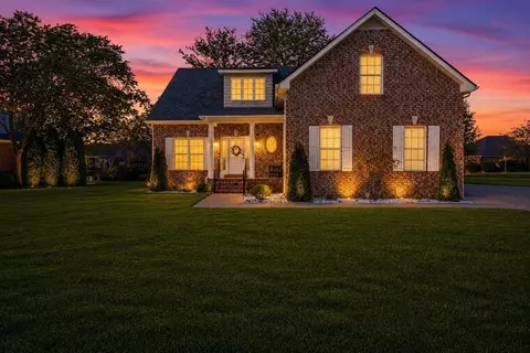3310 Genoa Dr, Murfreesboro, TN 37128