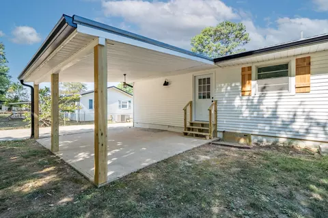 Exterior - 530 N Main St, Loretto, TN 38469 photo 3 of 6