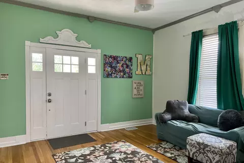 Entry Way - 403 Cedar St, Franklin, KY 42134 photo 1 of 3