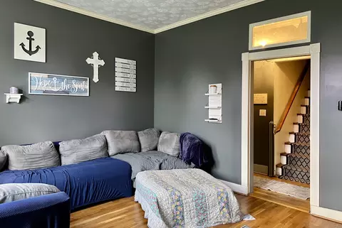 Living - 403 Cedar St, Franklin, KY 42134 photo 2 of 2