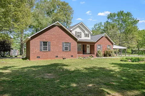 112 Prince Ln, Tullahoma, TN 37388
