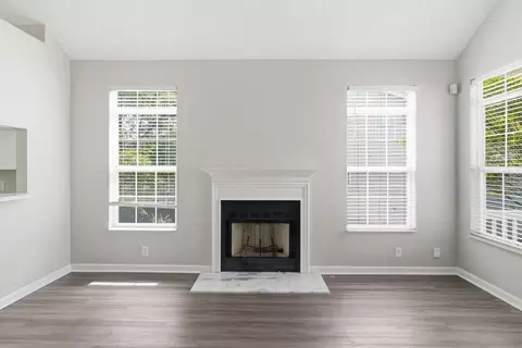 Living - 3113 Chambley Ct, Hermitage, TN 37076 photo 2 of 5