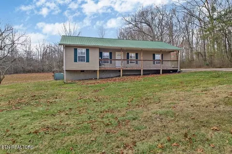 660 E Rock Quarry Rd, Clarkrange, TN 38553 photo 3