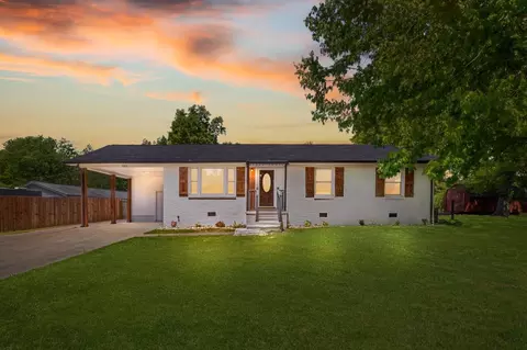 363 Leader Dr, New Johnsonville, TN 37134