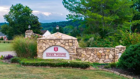 4 Upper River Rd NE, Charleston, TN 37310