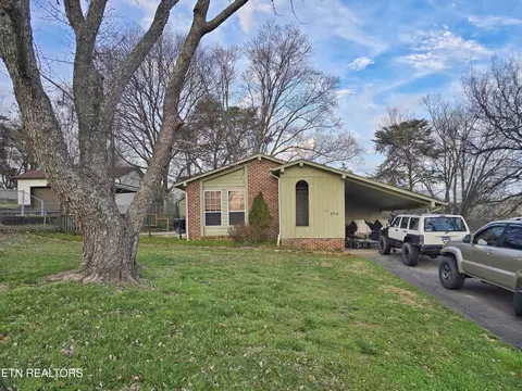1706 Ferd Hickey Rd, Knoxville, TN 37909