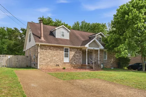 1118 Nelson Dr, Madison, TN 37115