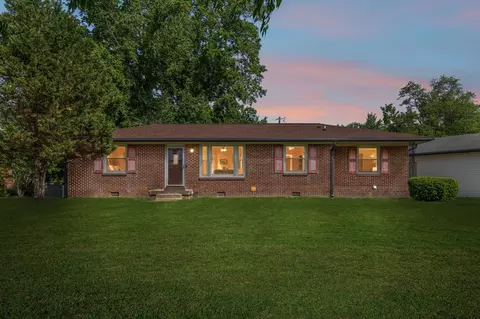 60 Bel Air Blvd, Clarksville, TN 37042