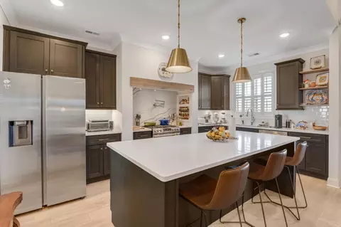 Kitchen - 4165 Barnsley Loop, Ooltewah, TN 37363 photo 4 of 6