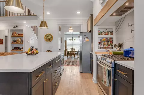 Kitchen - 4165 Barnsley Loop, Ooltewah, TN 37363 photo 6 of 6