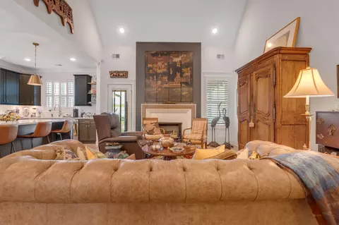Living - 4165 Barnsley Loop, Ooltewah, TN 37363 photo 3 of 5