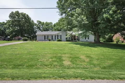 112 Herman Harrison Dr, Hendersonville, TN 37075
