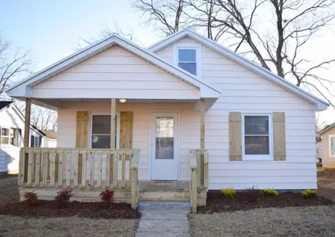 413 5th St, Lawrenceburg, TN 38464