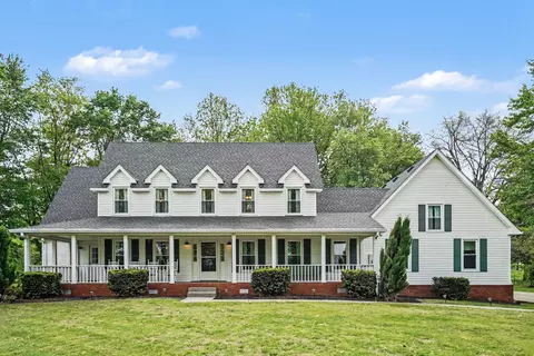 2075 Liebengood Rd, Goodlettsville, TN 37072