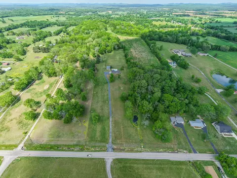 View/Area - 590 Allisona Rd, Eagleville, TN 37060 photo 16 of 17