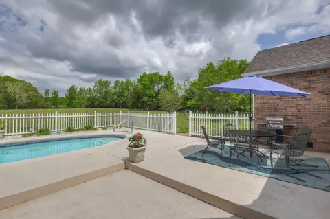 Exterior - 590 Allisona Rd, Eagleville, TN 37060 photo 5 of 12