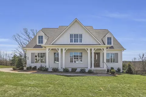 4804 Woodrow Pl, Arrington, TN 37014
