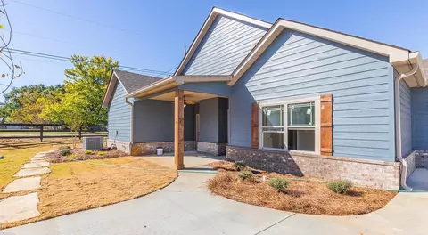 30 Maddox Ln, Chatsworth, GA 30705