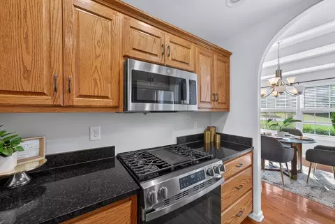 Kitchen - 1505 Heller Rdg, Spring Hill, TN 37174 photo 3 of 4