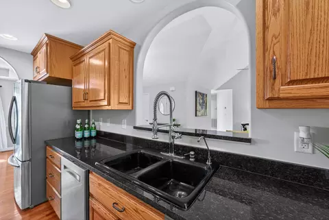 Kitchen - 1505 Heller Rdg, Spring Hill, TN 37174 photo 4 of 4