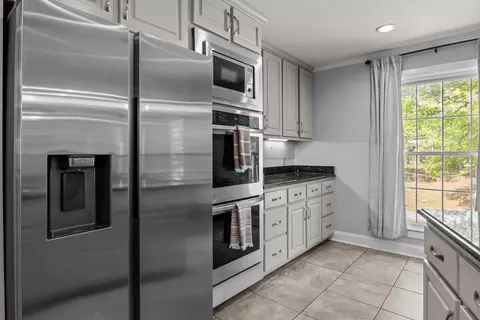 Kitchen - 106 Canary Dr, Dickson, TN 37055 photo 5 of 5
