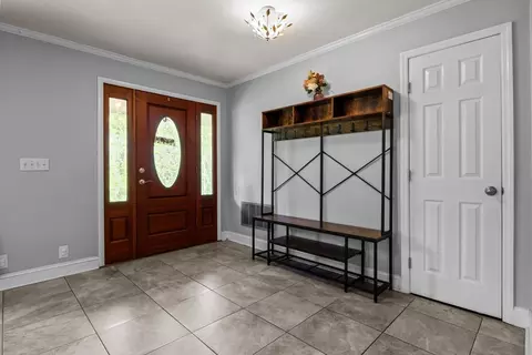 Entry Way - 106 Canary Dr, Dickson, TN 37055 photo 1 of 2