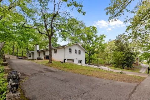 Exterior - 106 Canary Dr, Dickson, TN 37055 photo 12 of 12