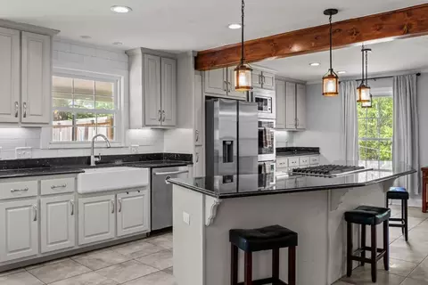 Kitchen - 106 Canary Dr, Dickson, TN 37055 photo 2 of 5
