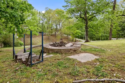 Exterior - 106 Canary Dr, Dickson, TN 37055 photo 9 of 12