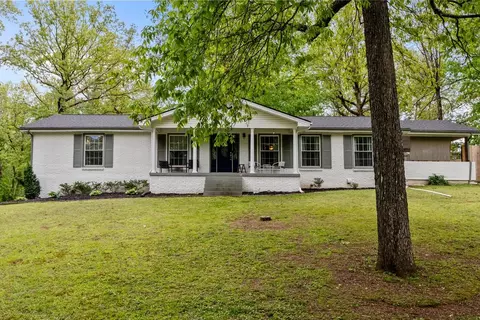 Exterior - 106 Canary Dr, Dickson, TN 37055 photo 10 of 12