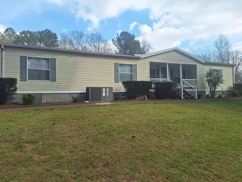 20 Gaston Dr, Leoma, TN 38468