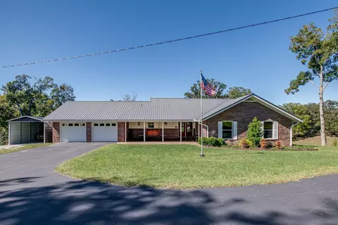 2743 Mouse Tail Rd, Parsons, TN 38363