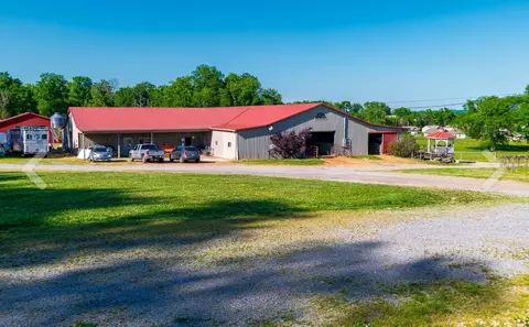 115 Holt Ave, Shelbyville, TN 37160