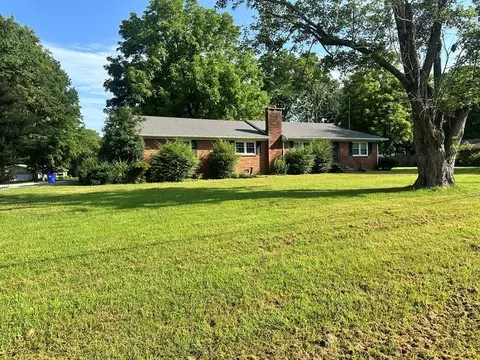 25 Northwood Dr, Mckenzie, TN 38201