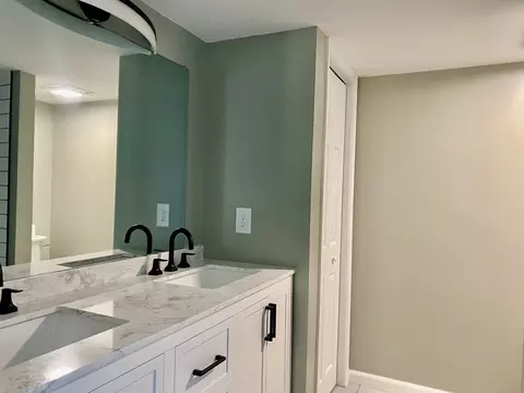 Bath - 2471 Smartt Station Rd, Morrison, TN 37357 photo 6 of 6