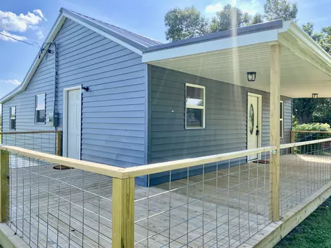 Exterior - 2471 Smartt Station Rd, Morrison, TN 37357 photo 3 of 12