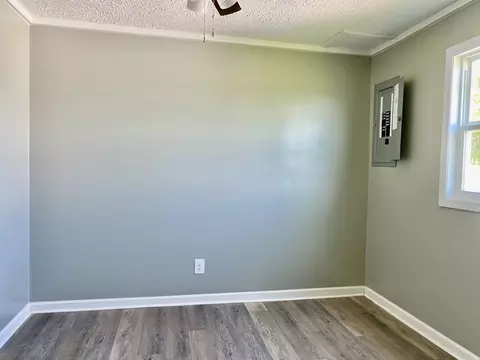 Bedroom - 2471 Smartt Station Rd, Morrison, TN 37357 photo 6 of 6