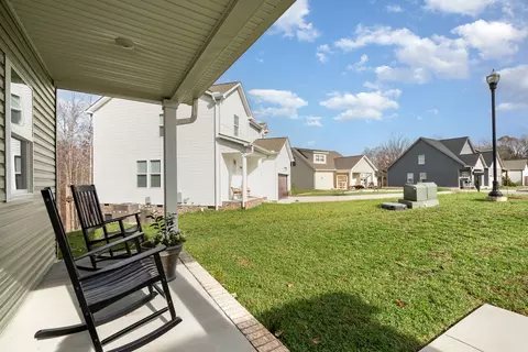 Exterior - 2074 Morgan Ct, Springfield, TN 37172 photo 4 of 5