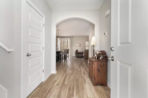 Entry Way - 2074 Morgan Ct, Springfield, TN 37172 photo 1 of 4