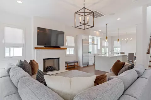 519 Chesterfield Ave #2, Nashville, TN 37212