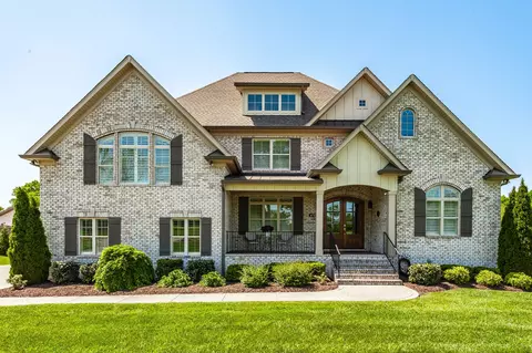 872 Douglas Bend Rd, Gallatin, TN 37066