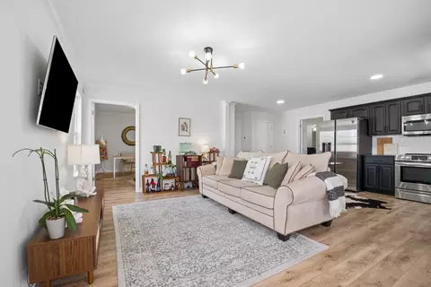 2418 Abbott Martin Rd # C, Nashville, TN 37215