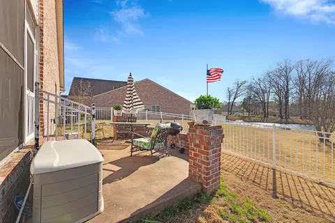 Exterior - 99 Emerald Ridge Cv, Jackson, TN 38305 photo 4 of 4