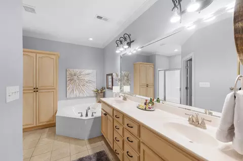 Bath - 99 Emerald Ridge Cv, Jackson, TN 38305 photo 1 of 3